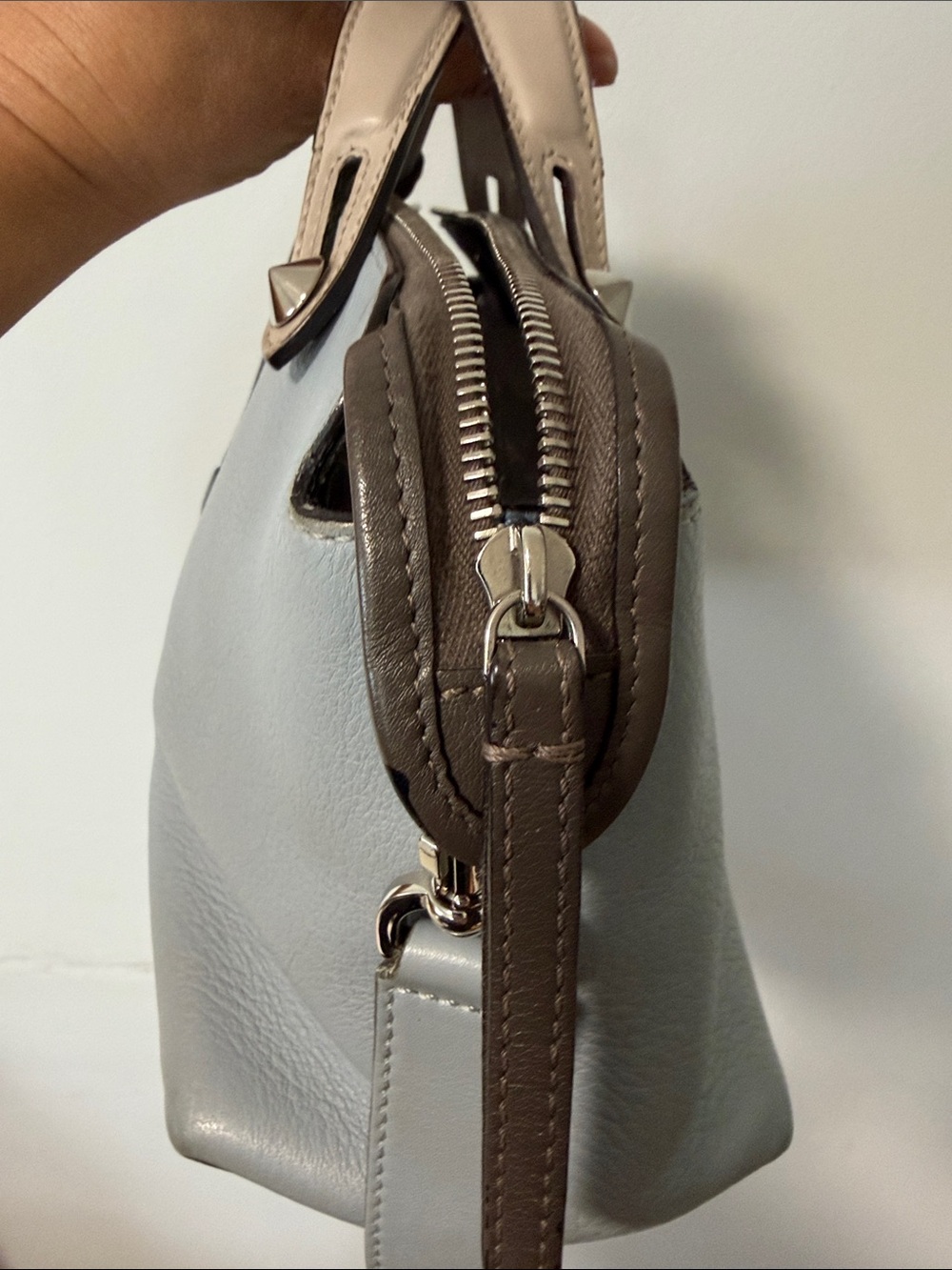 Fendi by the way Gray Leather Satchel with Removable Strap - Picture 3 of 5